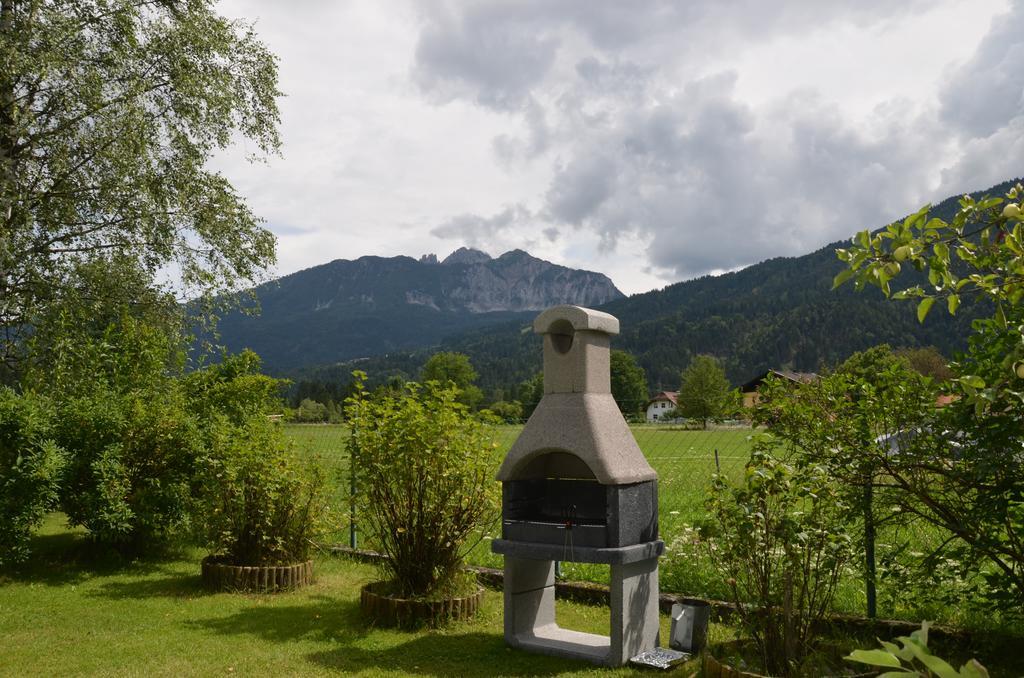 Ferienwohnung Zeber Rattendorf エクステリア 写真