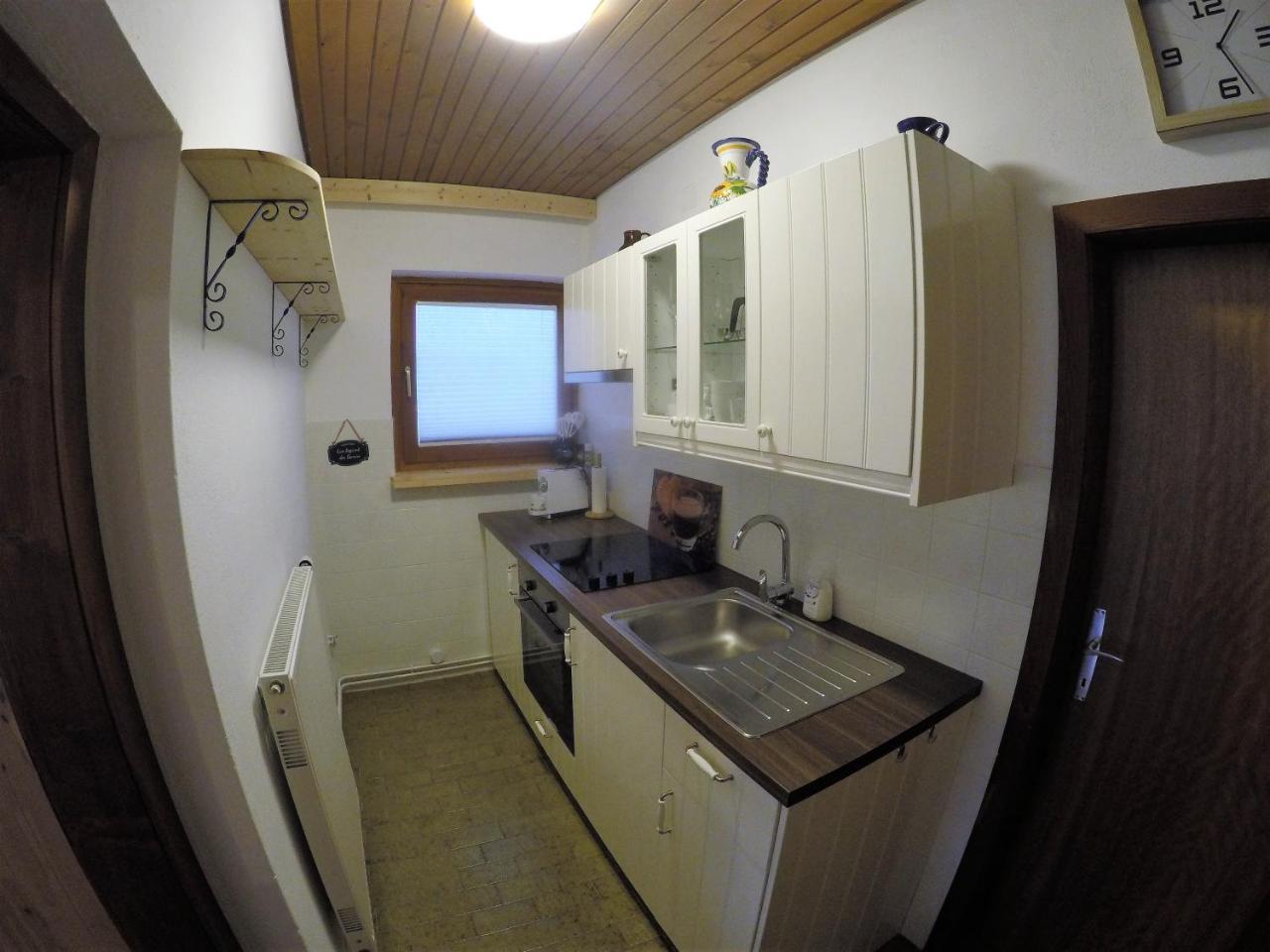 Ferienwohnung Zeber Rattendorf エクステリア 写真