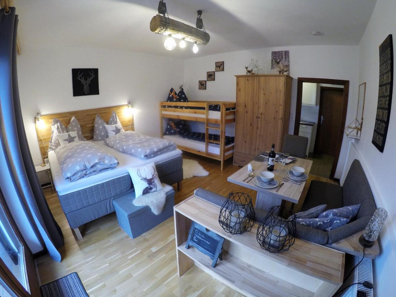 Ferienwohnung Zeber Rattendorf エクステリア 写真