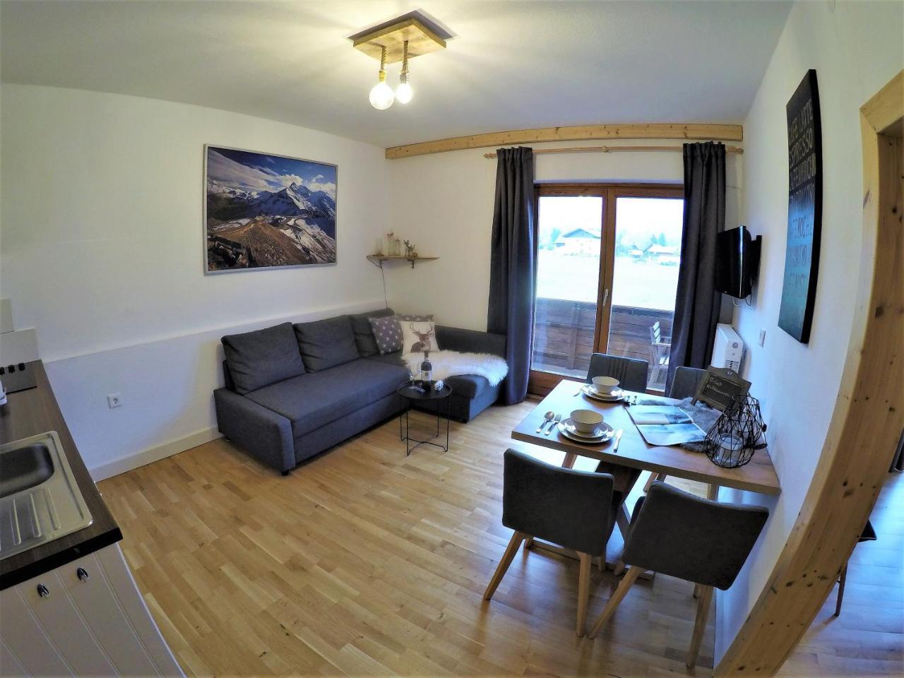 Ferienwohnung Zeber Rattendorf エクステリア 写真