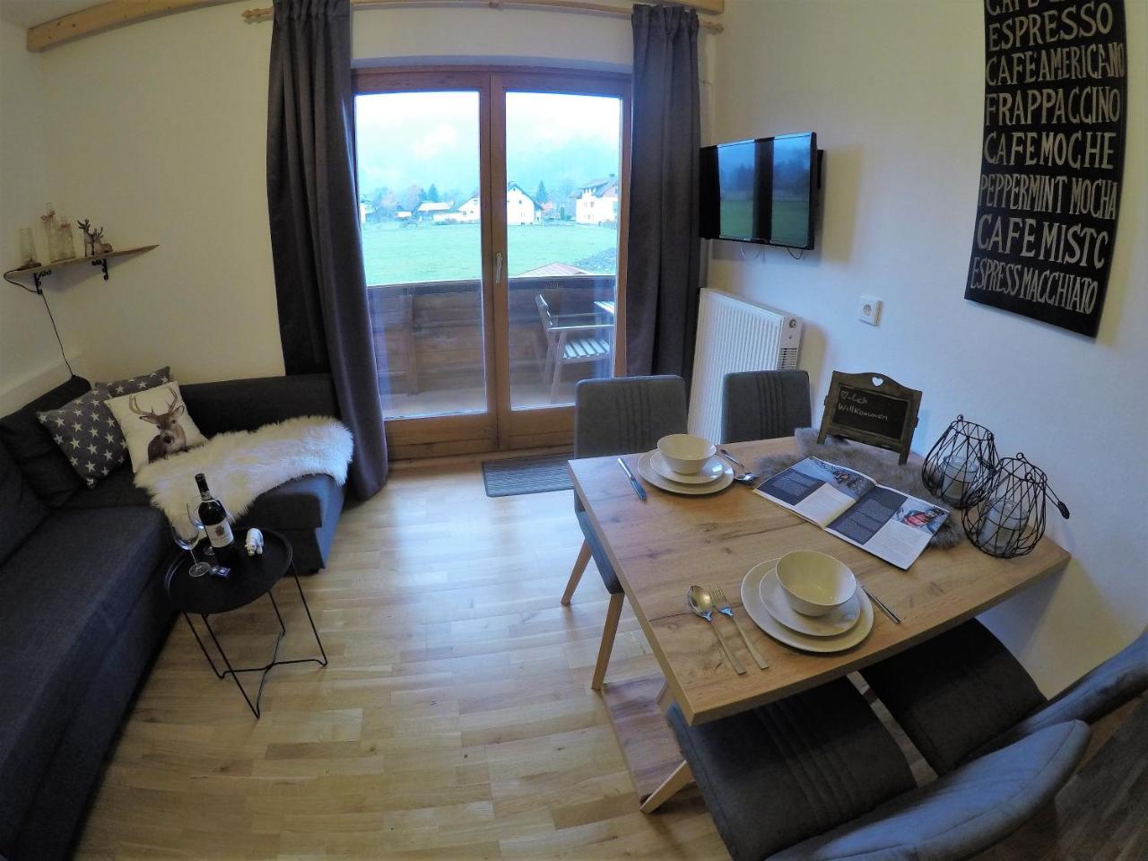 Ferienwohnung Zeber Rattendorf エクステリア 写真